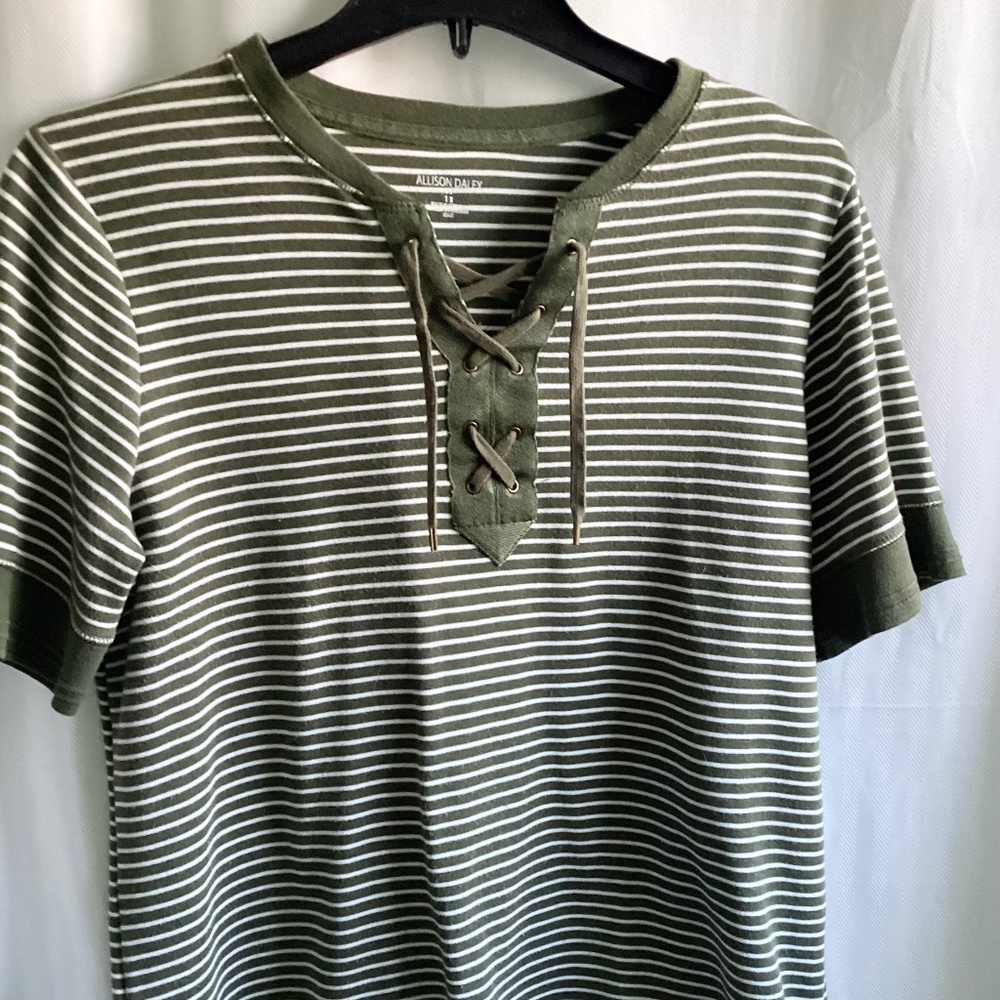 NEW, no tags…ALLISON DALEY Striped Knit Top, Lace Up Front, size 1X
